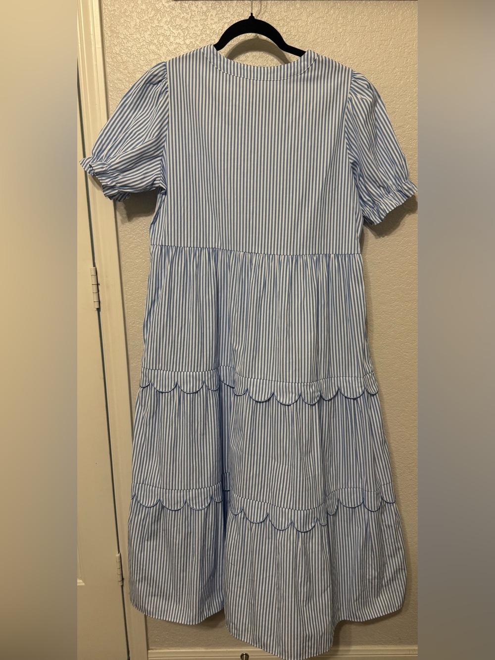 Stripe Bubble Short Sleeve Tiered Scallop Midi Dress|L|10|12 - Picture 3 of 5
